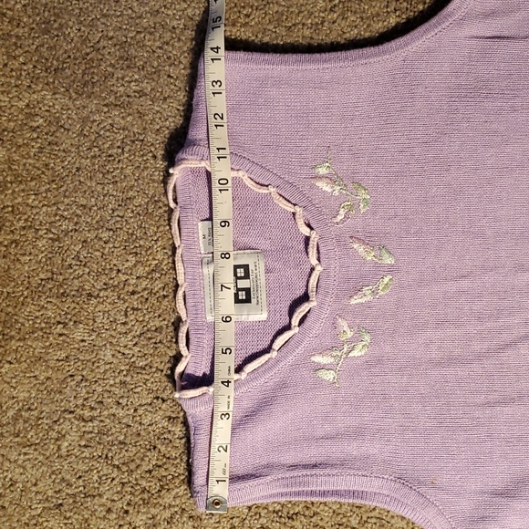 Like new! Vintage Storybook Knits 2pc rosebud sweater set - Picture 6 of 9